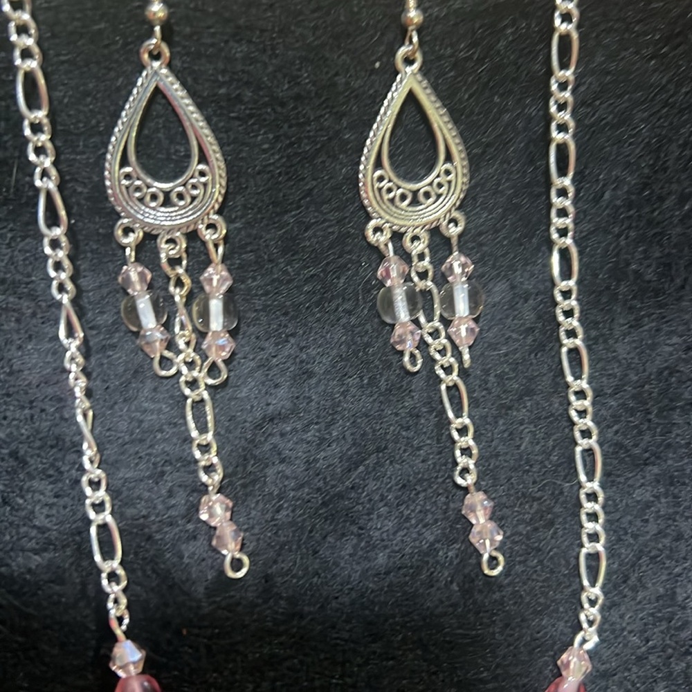 Jewelry - Picture 3 of 7